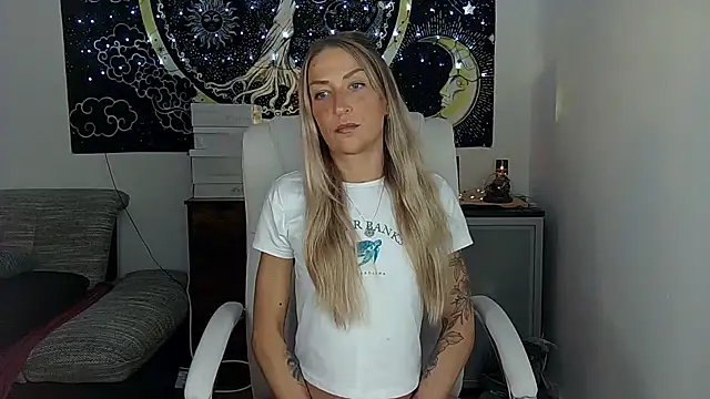 SexxyLiviaa online show from 10.13.25