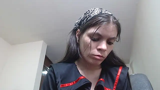 Snapshot of Karla_sweed chatting on 10.23.25 Karla sweed online show from 10.23.25