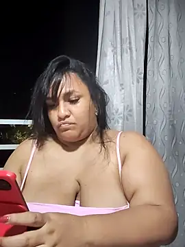 Mia Adell 11 online show from 10.28.25