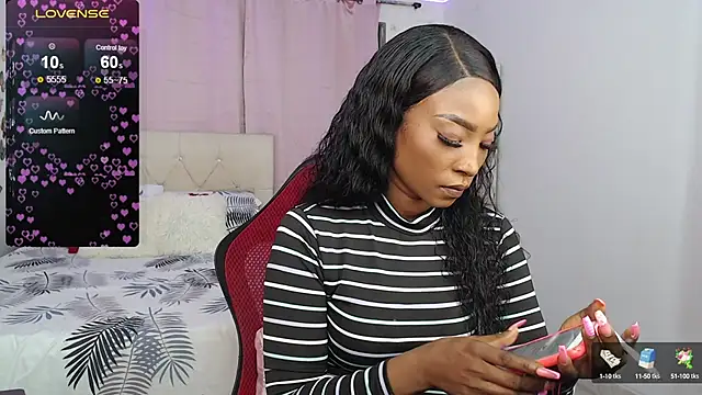 Snapshot of samantha-rose2 chatting on 01.18.25 samantha-rose2 online show from 01.18.25