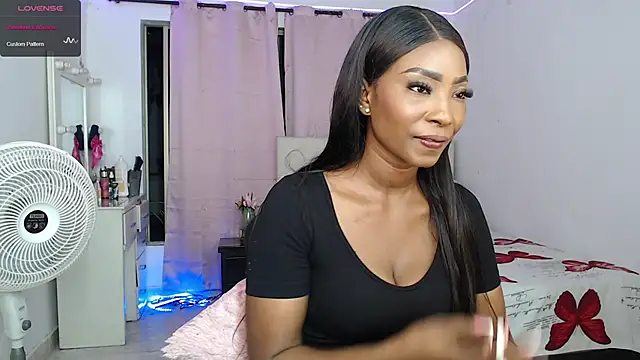 Snapshot of samantha-rose2 chatting on 02.16.25 samantha-rose2 online show from 02.16.25