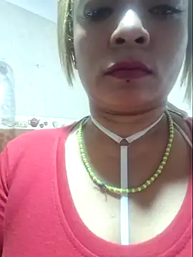 gatadeojosclaros online show from 02.21.25