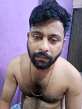 Snapshot of GlassBarge9 chatting on 03.04.25 GlassBarge9 online show from 03.04.25