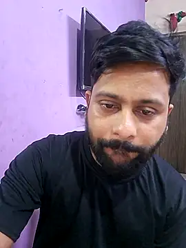 Snapshot of GlassBarge9 chatting on 03.07.25 GlassBarge9 online show from 03.07.25