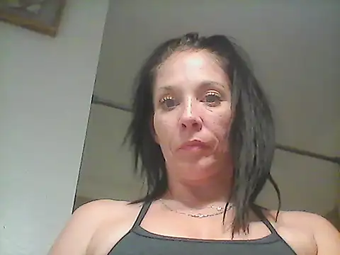 gorgeous11 online show from 02.25.25