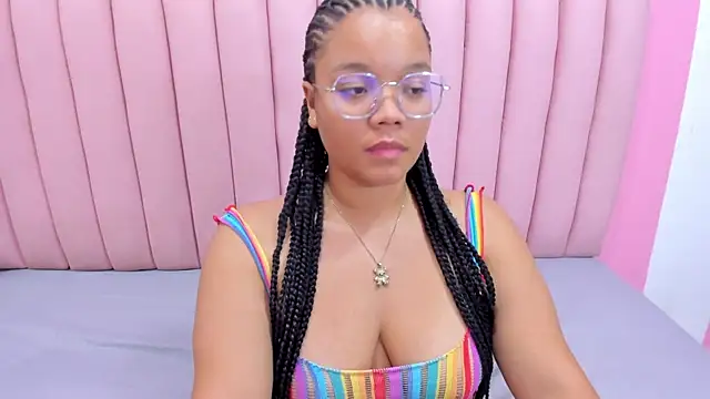 ISABELLA 020 online show from 03.15.25