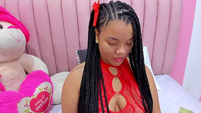 ISABELLA 020 online show from 10.11.25