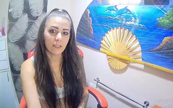 Snapshot of Catbaby32 chatting on 10.14.25 Catbaby32 online show from 10.14.25