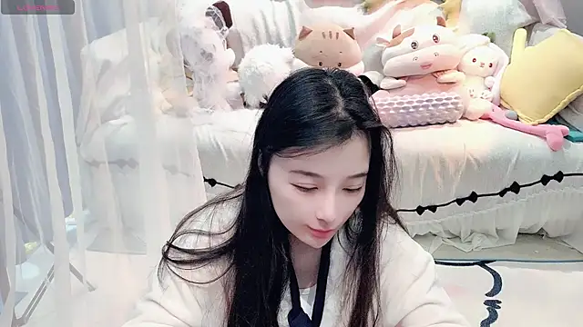 AKiKi711 online show from 03.05.26