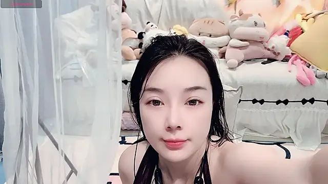 Snapshot of AKiKi711 chatting on 07.17.26 AKiKi711 online show from 07.17.26