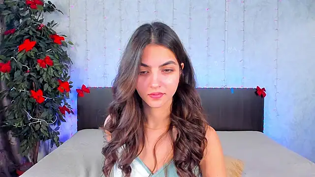 Milana Crystal  online show from 01.21.25