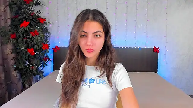 Milana Crystal  online show from 01.24.25