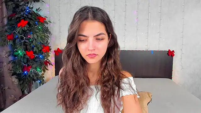 Milana Crystal  online show from 01.27.25