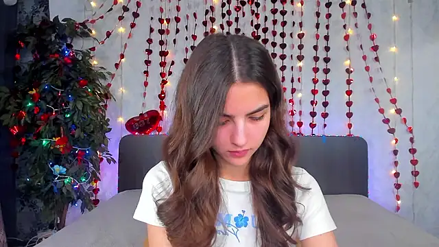 Milana Crystal  online show from 02.24.26