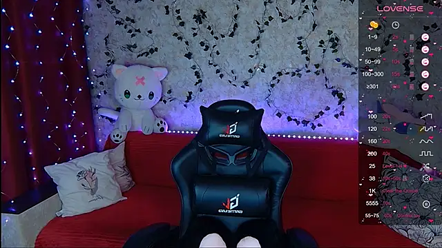 Sidney blush online show from 12.28.24