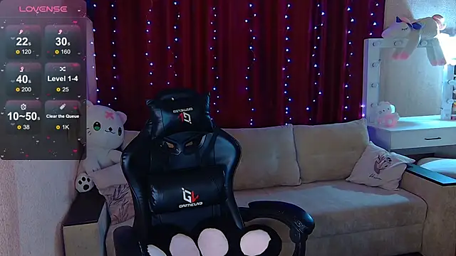 Sidney blush online show from 12.23.25