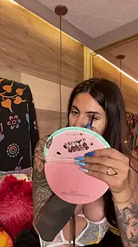 Cori Paige online show from 12.15.25