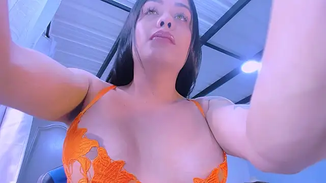 LatinVenuz online show from 10.28.25