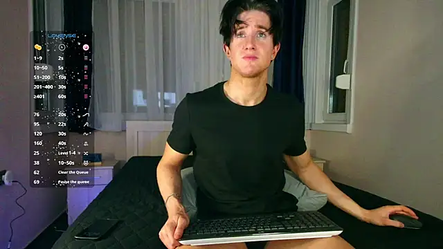 ChristianLevine  online show from 04.14.26