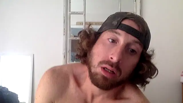 Snapshot of sirchubster chatting on 10.14.25 sirchubster online show from 10.14.25