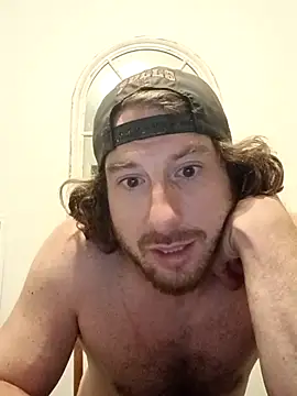 Snapshot of sirchubster chatting on 10.29.25 sirchubster online show from 10.29.25