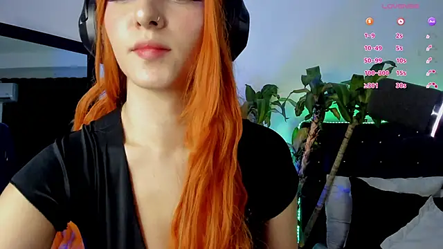 Snapshot of devlin_violett chatting on 01.09.25 devlin violett online show from 01.09.25