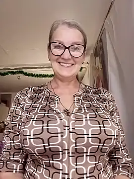 irinamaux online show from 11.29.25