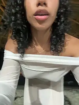 Brunettexio online show from 03.21.25