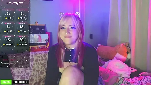 Snapshot of princess_sofiee chatting on 09.11.25 princess sofiee online show from 09.11.25