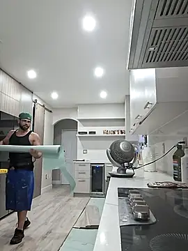 Zander823 online show from 04.10.26