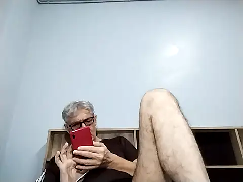 BIGUNCUTHARDCOCK online show from 09.17.25