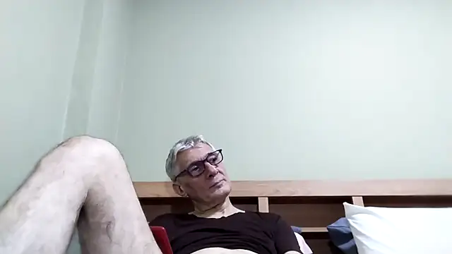 BIGUNCUTHARDCOCK online show from 10.29.25