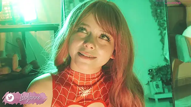 Snapshot of loIijanne chatting on 09.10.25 loIijanne online show from 09.10.25