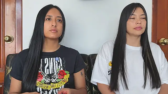 2SummerLove1 online show from 11.19.25