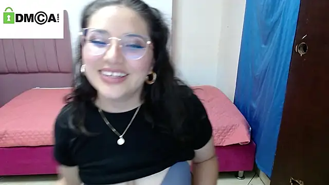 Snapshot of phoenixxxx777 chatting on 04.05.26 phoenixxxx777 online show from 04.05.26