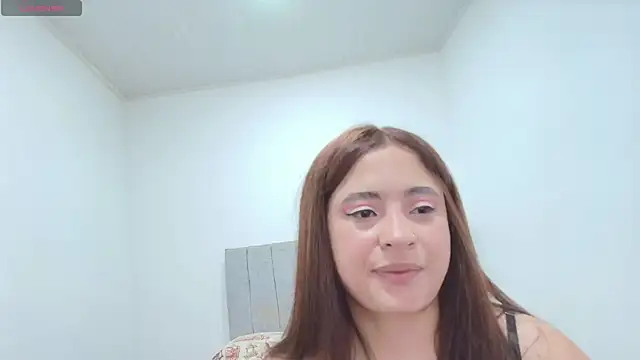 Snapshot of Samyq8 chatting on 09.24.25 Samyq8 online show from 09.24.25
