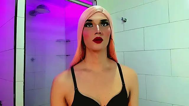 Victoria Kastelo online show from 11.05.25