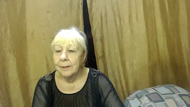  Estelitta 5 online show from 12.20.24