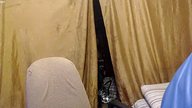  Estelitta 5 online show from 10.29.25