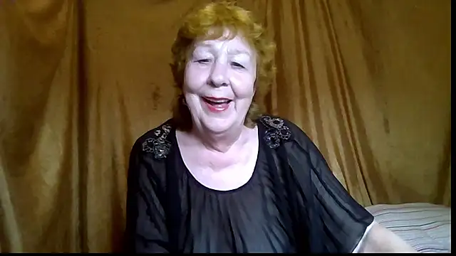 Snapshot of _Estelitta_5 chatting on 06.24.26 Estelitta 5 online show from 06.24.26