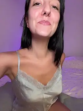 Snapshot of _Juliette chatting on 05.31.26 Juliette online show from 05.31.26