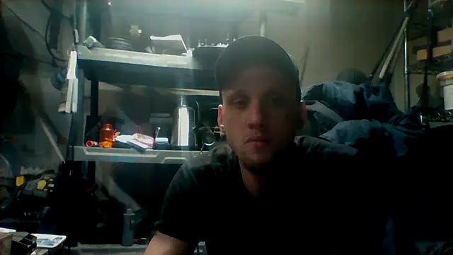 Snapshot of Aaronbp chatting on 11.27.25 Aaronbp online show from 11.27.25