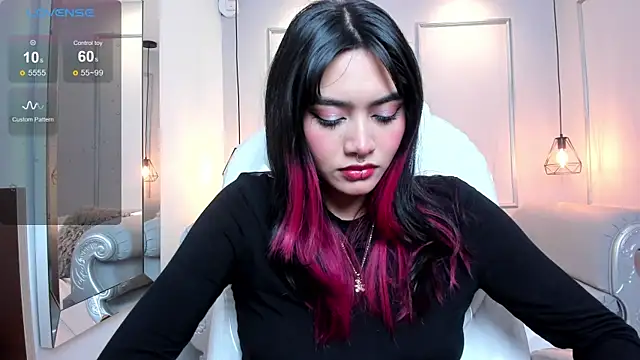 AzuraKindong online show from 02.05.25