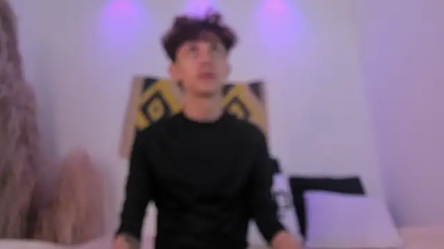 Tomy Rox online show from 02.24.25