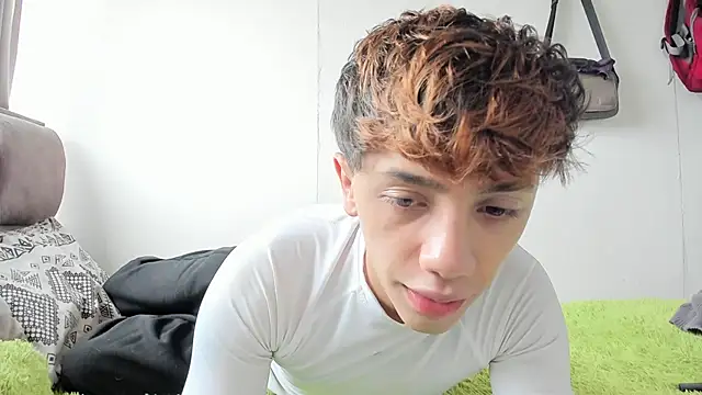 Tomy Rox online show from 09.23.25