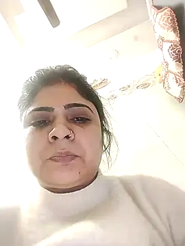 Snapshot of Husnpari20 chatting on 12.20.24 Husnpari20 online show from 12.20.24