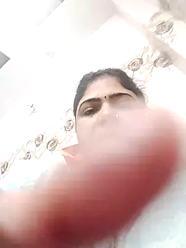 Snapshot of Husnpari20 chatting on 02.05.25 Husnpari20 online show from 02.05.25