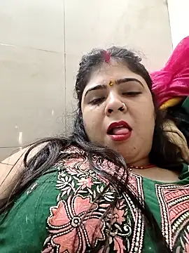 Snapshot of Husnpari20 chatting on 11.28.25 Husnpari20 online show from 11.28.25