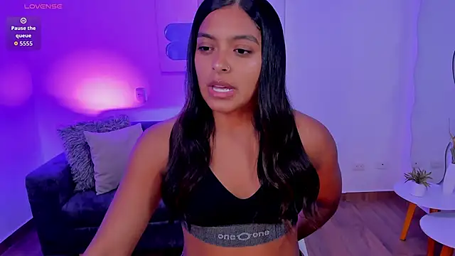 Snapshot of amandaconner chatting on 10.16.25 amandaconner online show from 10.16.25