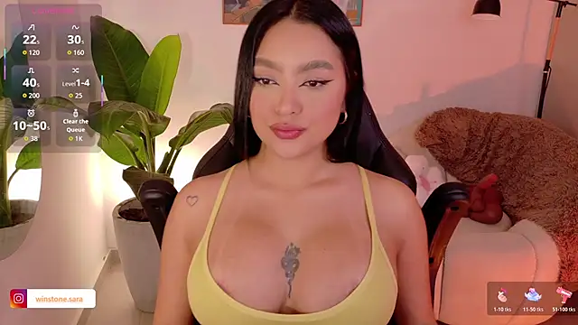 Snapshot of sarawinstone chatting on 01.12.26 sarawinstone online show from 01.12.26